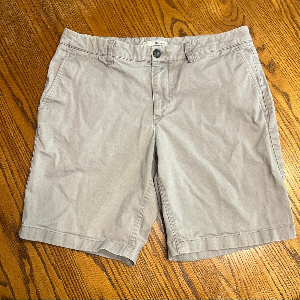 Hawker Rye Men’s Gray Chino Shorts 32x9 Flat Front Casual Golf Preppy